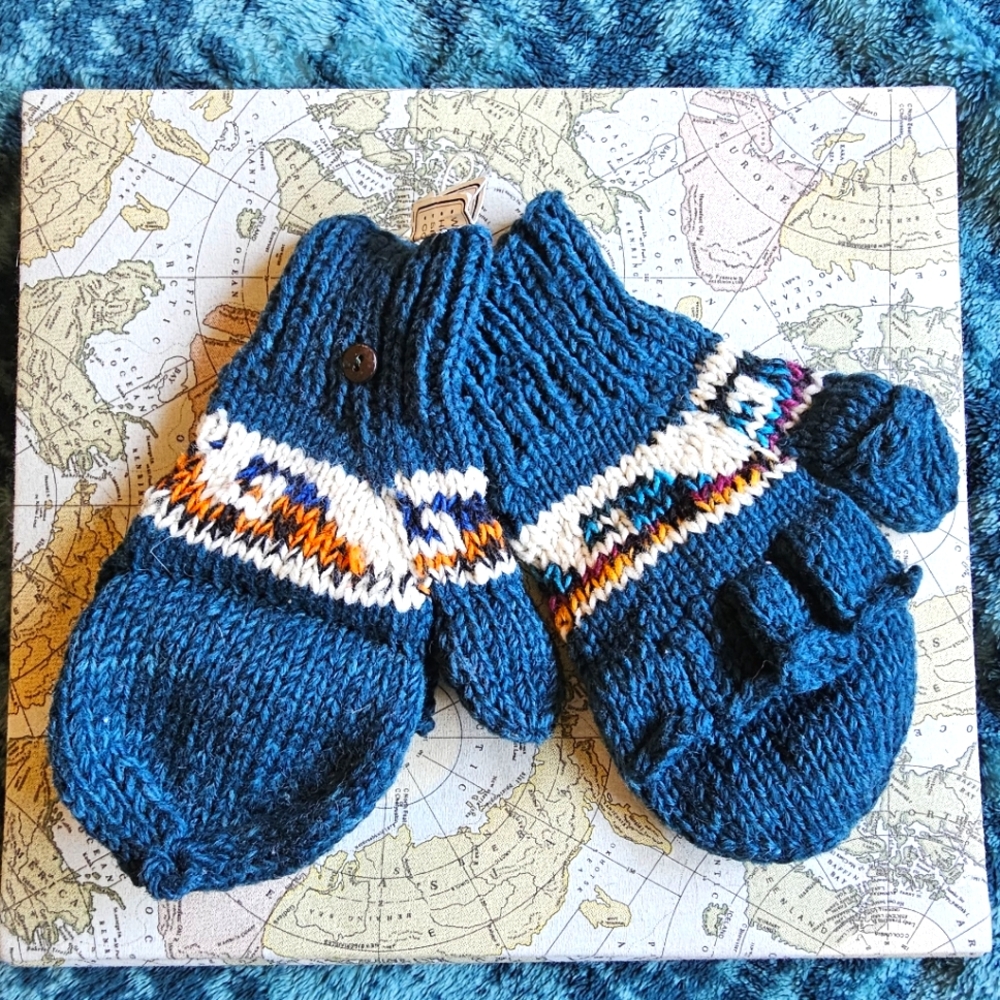 Hand made‎ in Nepal woolen warmers/gloves NWT